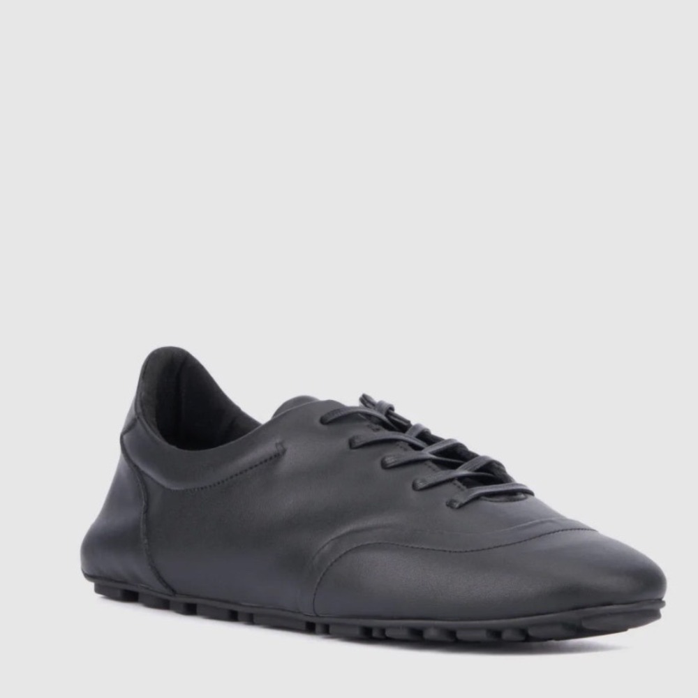 Aquatalia qrystal Leather Lace Up Sneakers Women 10.5 Black Italian Driver Flats